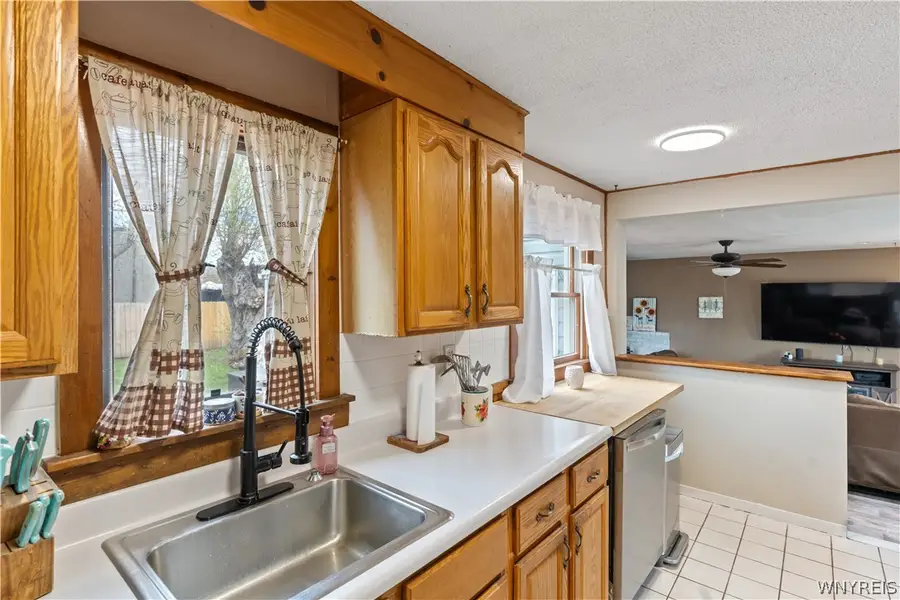 17 Violet Avenue, Buffalo, NY 14226 - #3