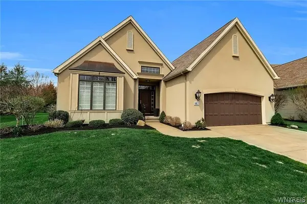 162 Stonham Way, Williamsville, NY 14221