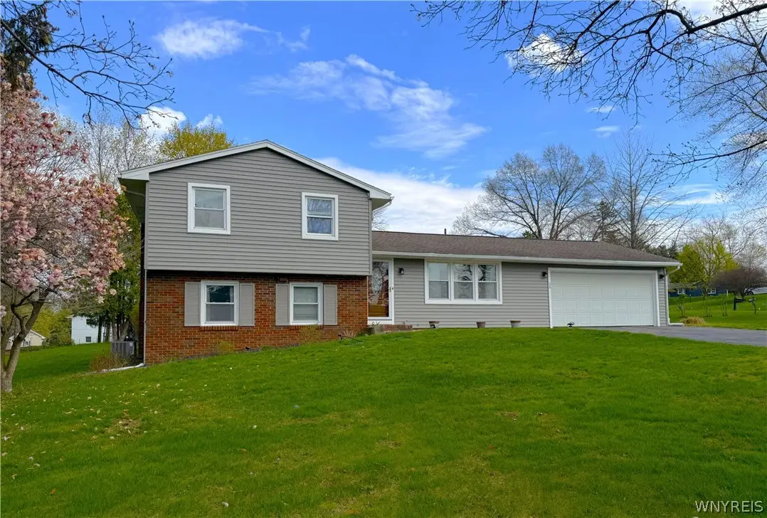 24 Dahlia Drive, Fairport, NY 14450 - #1