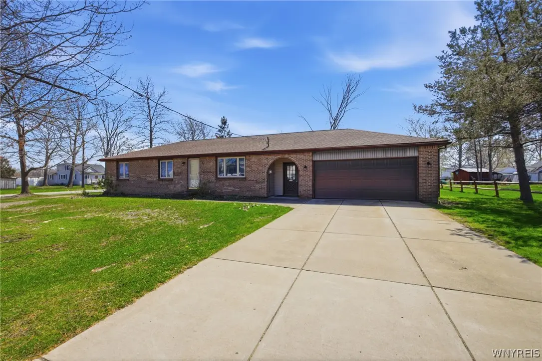 53 Fay Street, Orchard Park, NY 14127 - #1