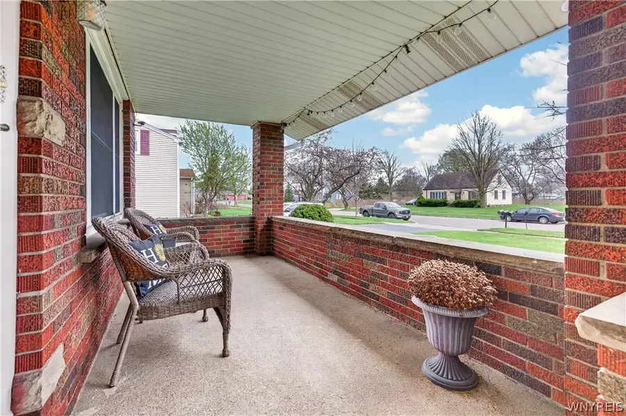 6151 N Whitham Drive, Niagara Falls, NY 14304 - #3