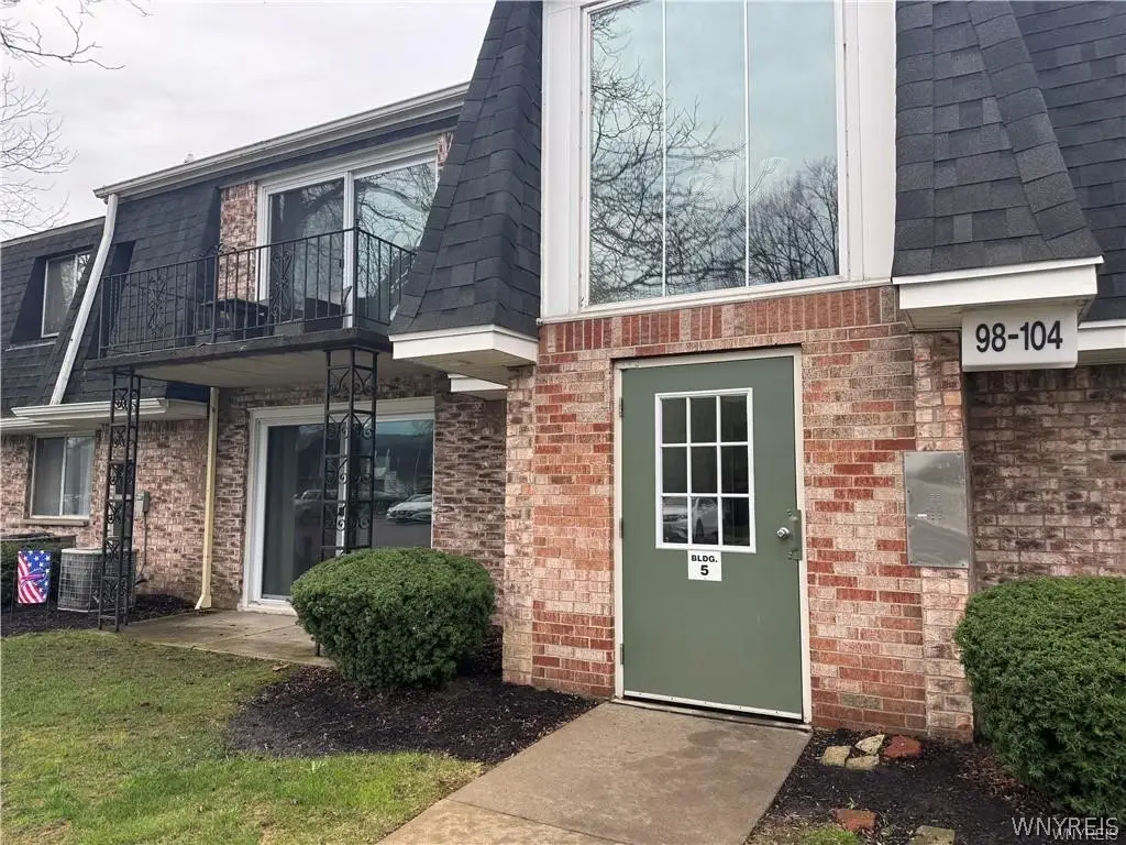 98 Foxberry Drive #A, Getzville, NY 14068 - #1