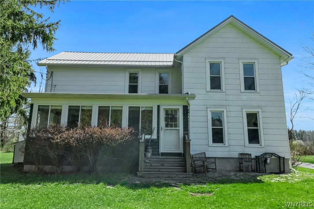 8721 Center Road, Holland, NY 14080 - #1