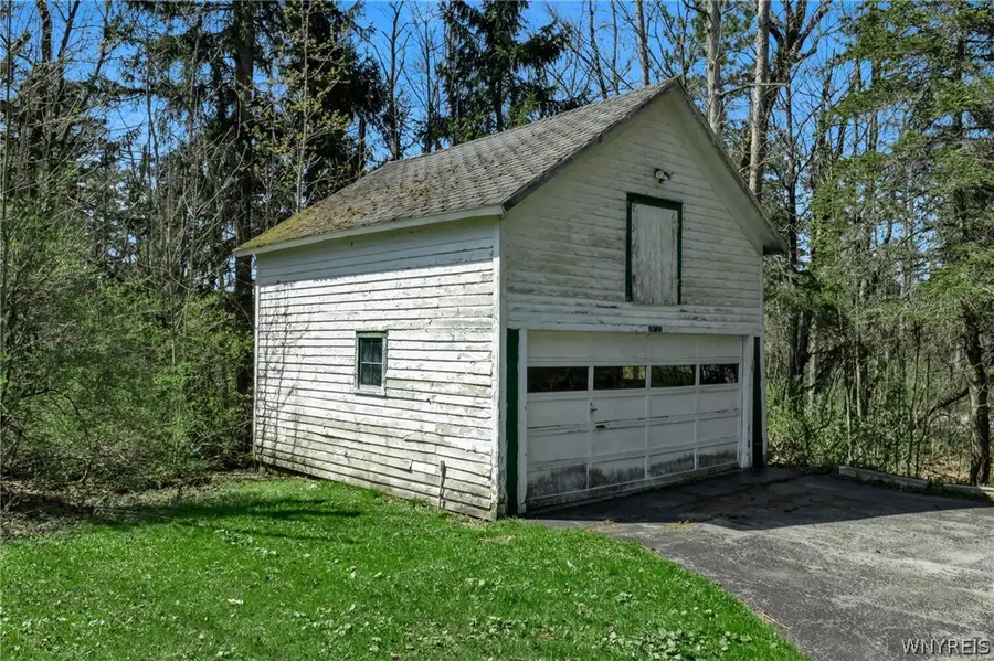 8721 Center Road, Holland, NY 14080 - #3