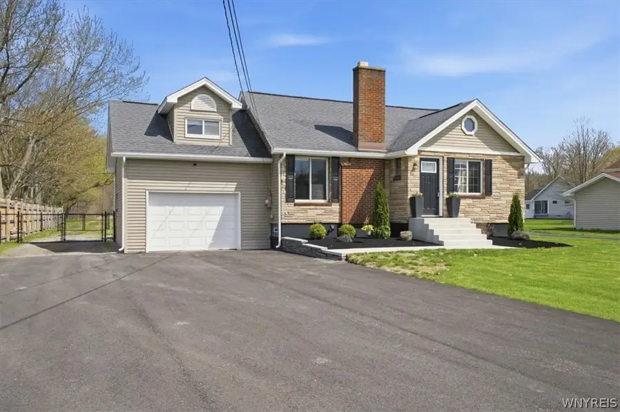 789 Alt Boulevard, Grand Island, NY 14072 - #2