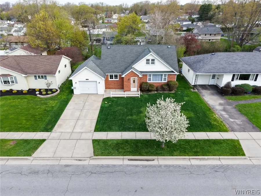 40 Woodmar Terrace, Buffalo, NY 14224 - #2