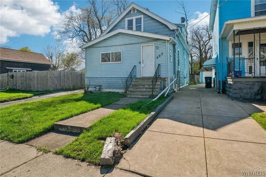 203 Hutchinson Avenue, Buffalo, NY 14215 - #1