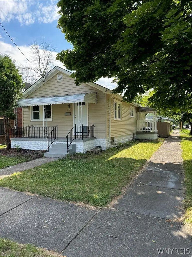 360 38th Street, Niagara Falls, NY 14303 - #1