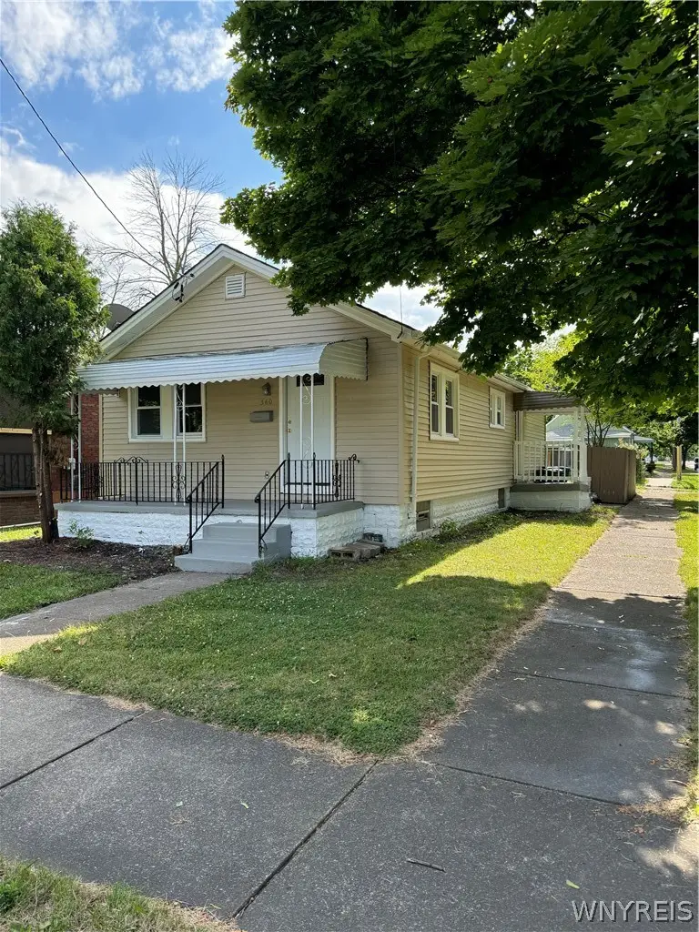 360 38th Street, Niagara Falls, NY 14303 - #3