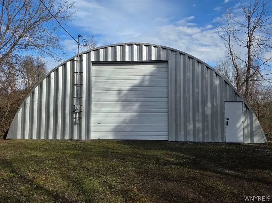 5461 Clinton St Road, Stafford, NY 14143 - #3