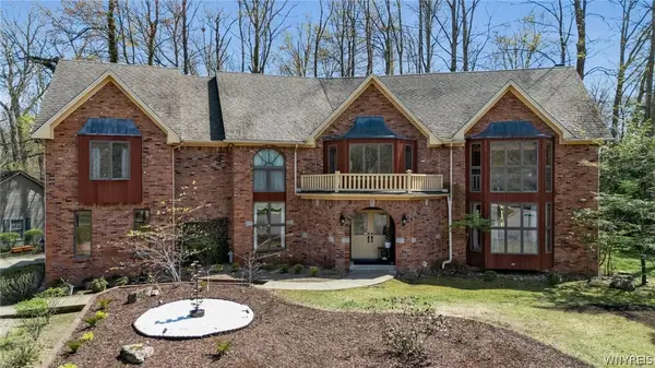 7 Deer Run Court, Buffalo, NY 14221
