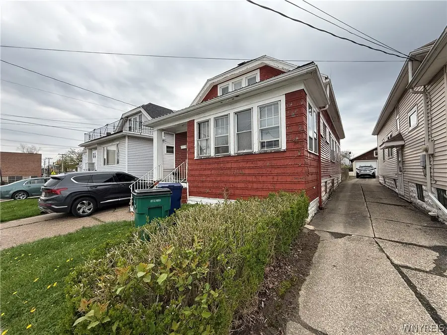 18 Wilkes Avenue, Buffalo, NY 14215 - #3