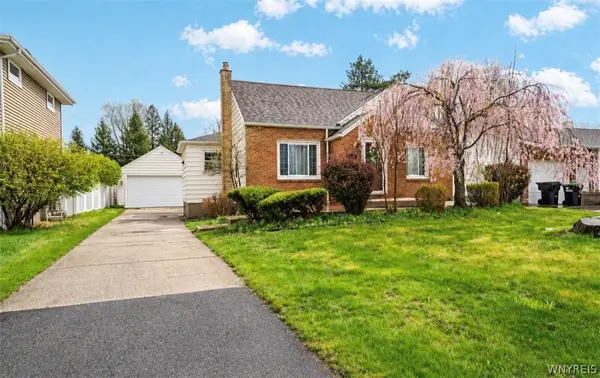 242 Creekside Drive, Tonawanda, NY 14150