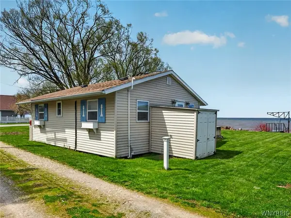 12571 Green Lane, Lyndonville, NY 14098