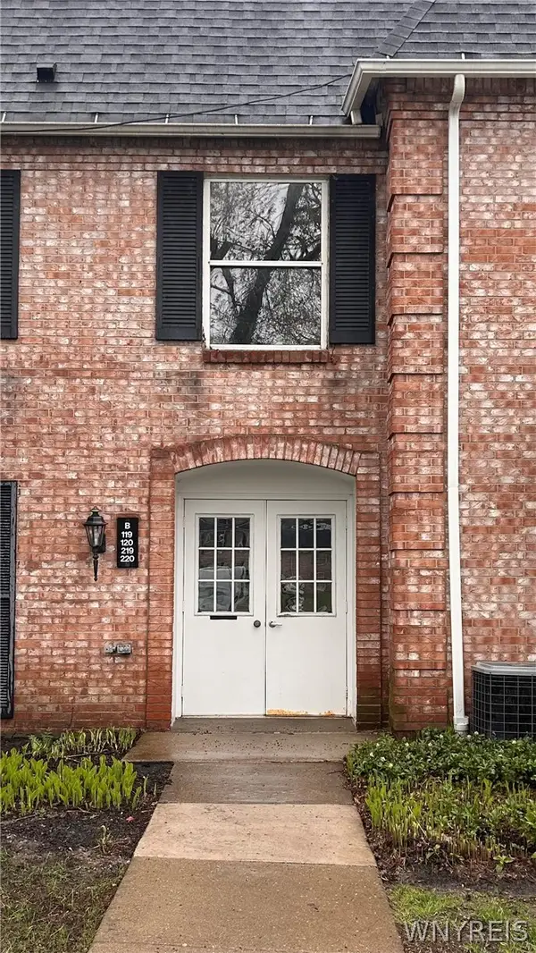 4547 Chestnut Ridge Road #219B, Buffalo, NY 14228