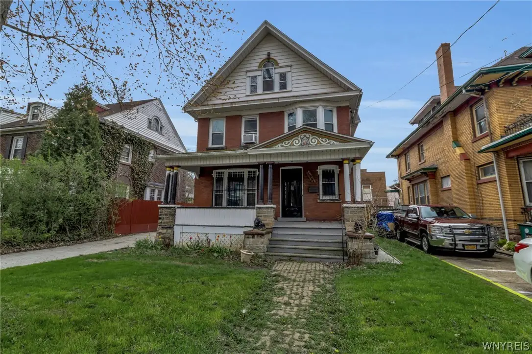 699 Chilton Avenue, Niagara Falls, NY 14301 - #1