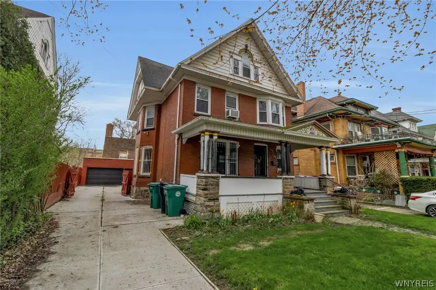 699 Chilton Avenue, Niagara Falls, NY 14301 - #2