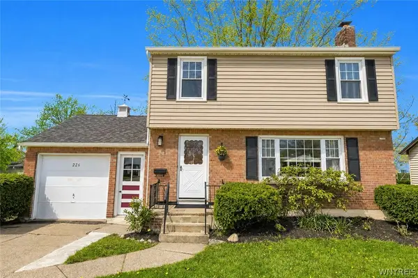226 Clearfield Drive, Buffalo, NY 14221