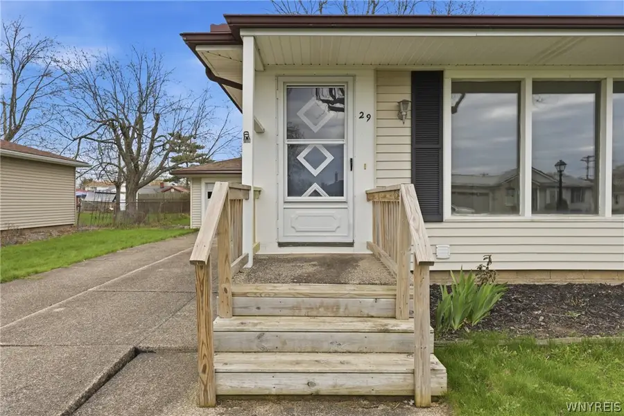 29 Overbrook Avenue, Tonawanda, NY 14150 - #3