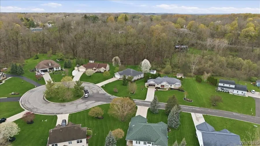 4814 Sebastian Drive, Lockport, NY 14094 - #2