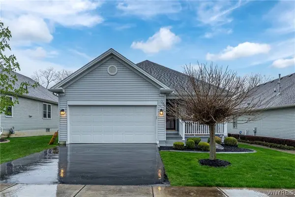 32 Hickory Grove Lane, Buffalo, NY 14227