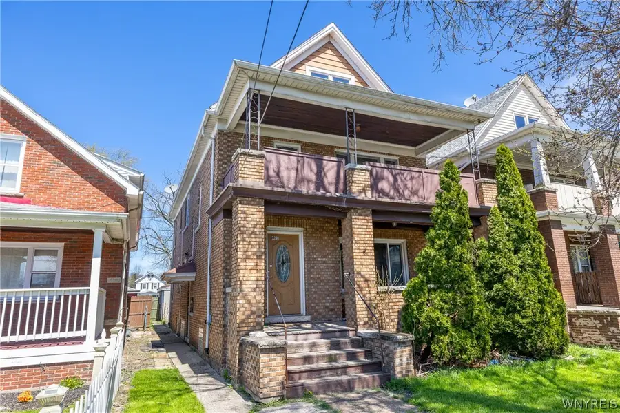 2240 La Salle Avenue, Niagara Falls, NY 14301 - #2