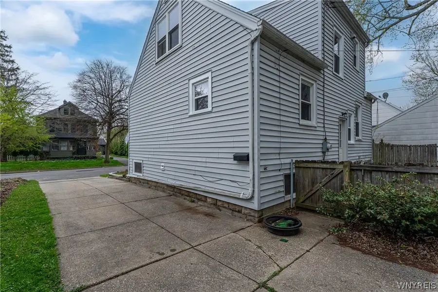 34 Cornell Avenue, Amherst, NY 14226 - #3