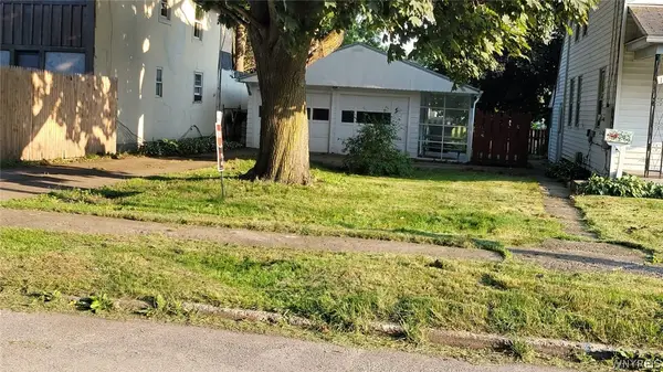 19 Gravel Place, Buffalo, NY 14218