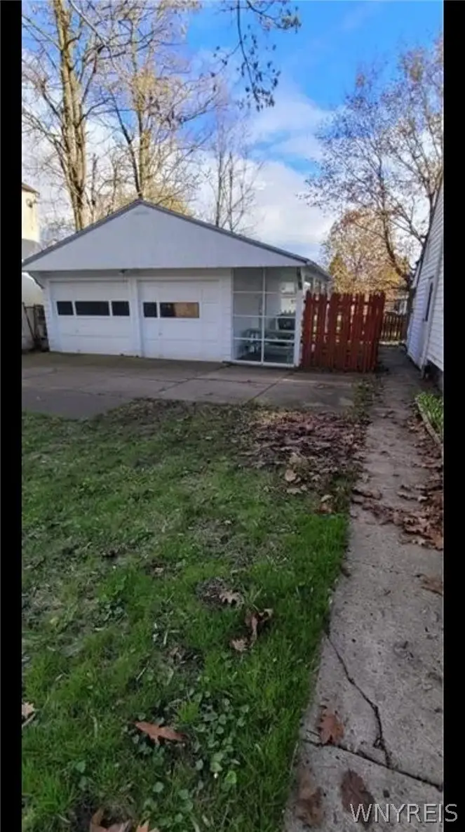 19 Gravel Place, Buffalo, NY 14218 - #3