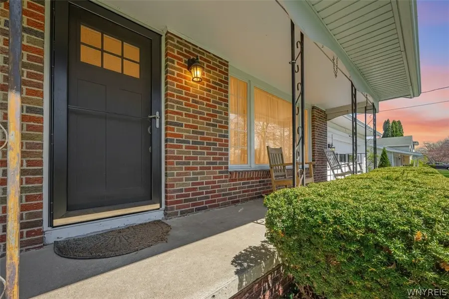 23 Vermont Avenue, Lockport, NY 14094 - #3