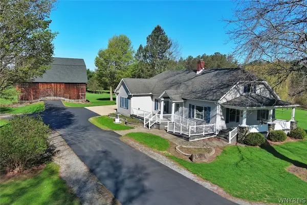 1879 Grover Road, East Aurora, NY 14052