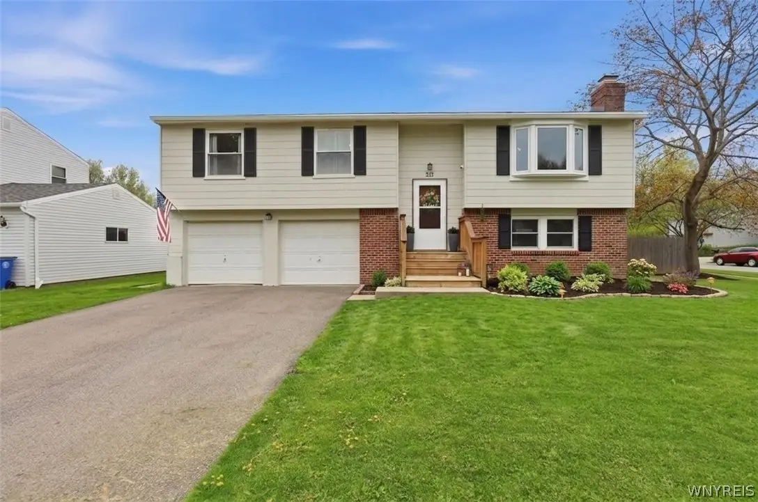 341 Fawn Trail, West Seneca, NY 14224 - #1