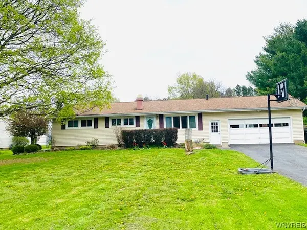 4743 Cottage Road, Gasport, NY 14067