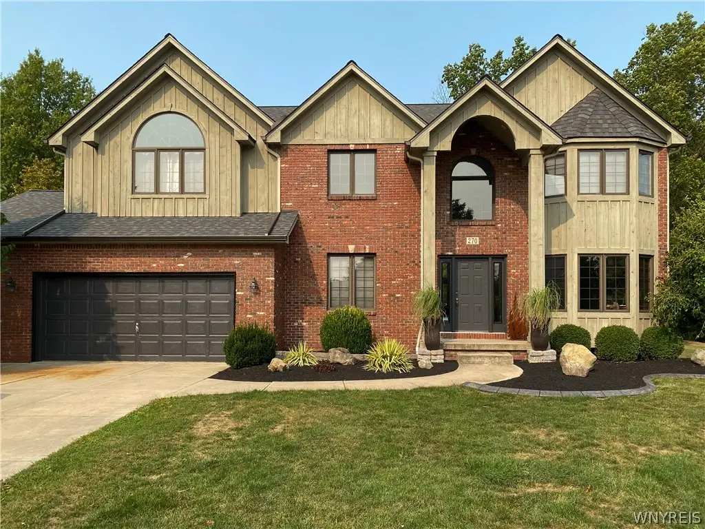 270 Woodstream Drive, Grand Island, NY 14072 - #1