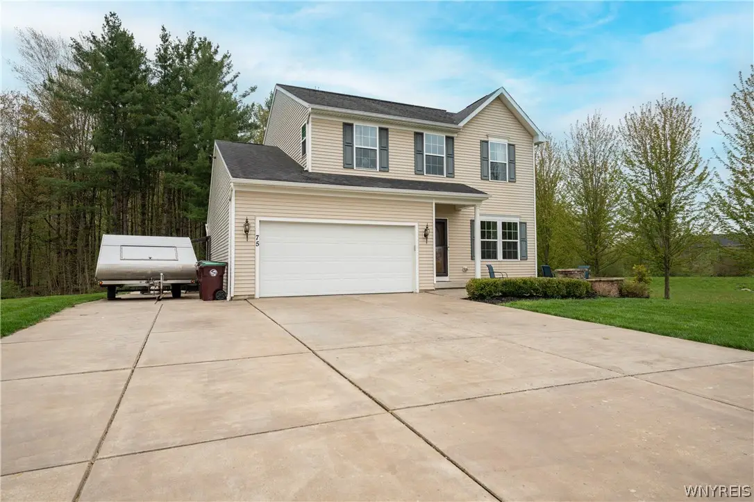 75 Hilltowne Drive, Orchard Park, NY 14127 - #1