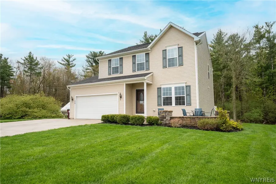 75 Hilltowne Drive, Orchard Park, NY 14127 - #3