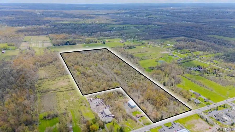 7807 Transit Road, East Amherst, NY 14051 - #2