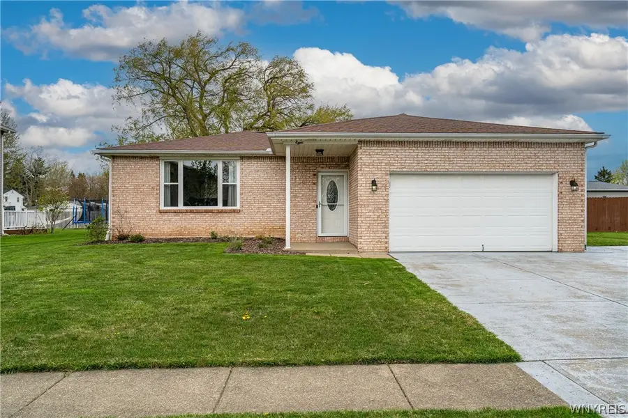 8 Cromwell Drive, Depew, NY 14043 - #3