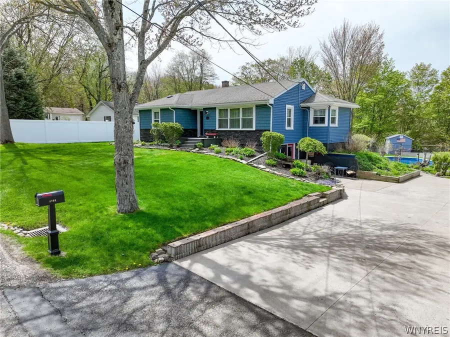 8766 Violet Parkway, Eden, NY 14057 - #2