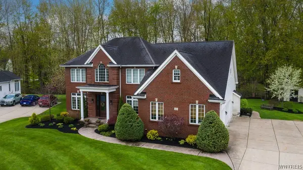 33 Julianna Court, Buffalo, NY 14228