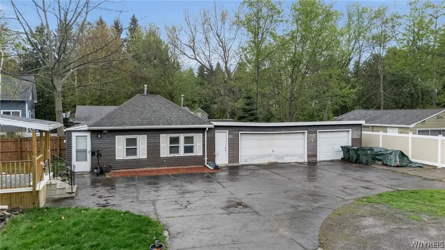 141 Borden Road, Depew, NY 14043 - #2