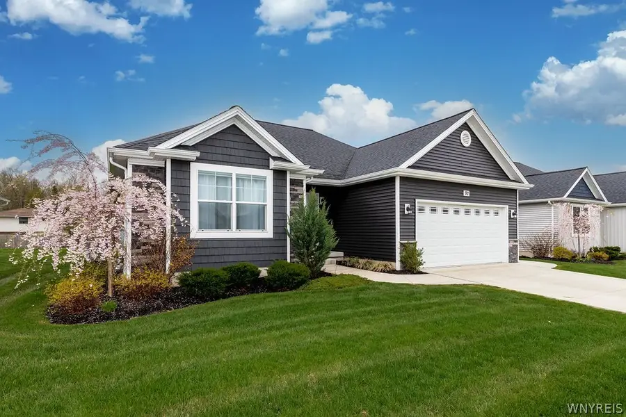92 Country Club Court, Grand Island, NY 14072 - #2