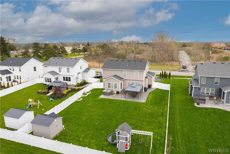 550 Pavement Road, Lancaster, NY 14086 - #2