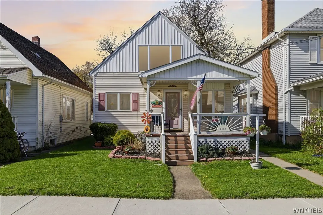 2462 La Salle Avenue, Niagara Falls, NY 14301 - #1