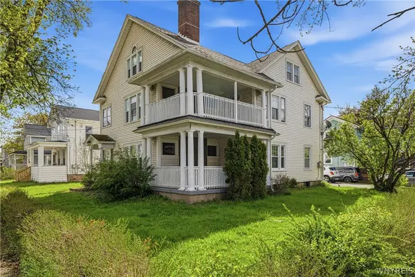 342 East Avenue, Lockport, NY 14094