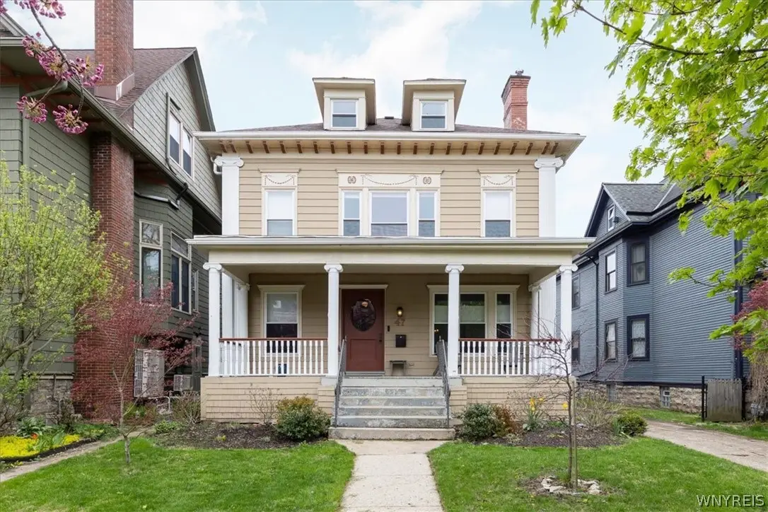 47 Crescent Avenue, Buffalo, NY 14214 - #1