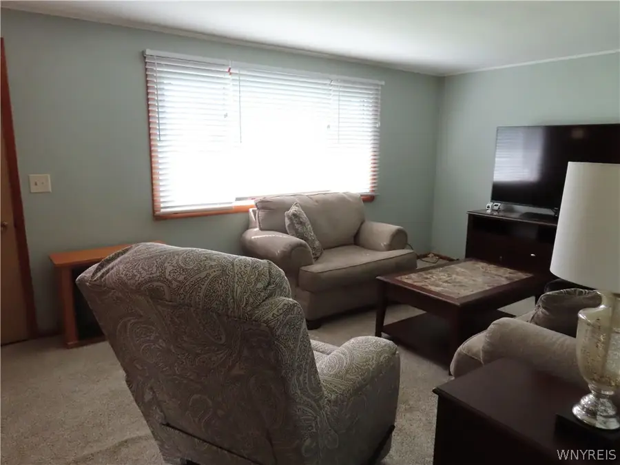 43 Hessland Court, Elma, NY 14059 - #3