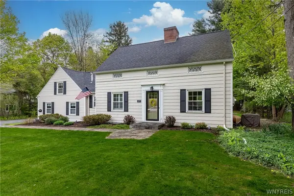 4379 Freeman Road, Orchard Park, NY 14127