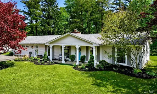 216 Treehaven Drive, East Aurora, NY 14052