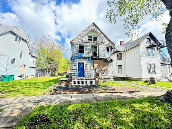1018 Cleveland Avenue, Niagara Falls, NY 14305
